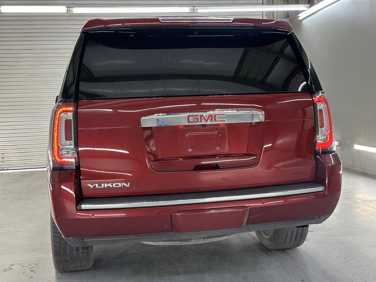 GMC Yukon Denali 2WD 2019