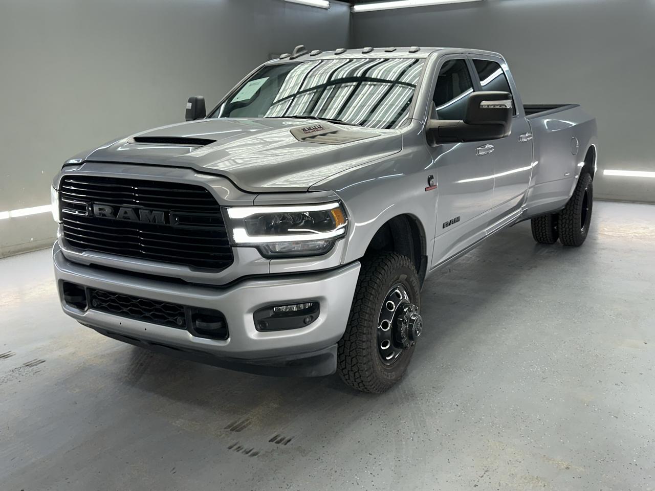 RAM 3500 Laramie Crew Cab LWB 4WD DRW 2023