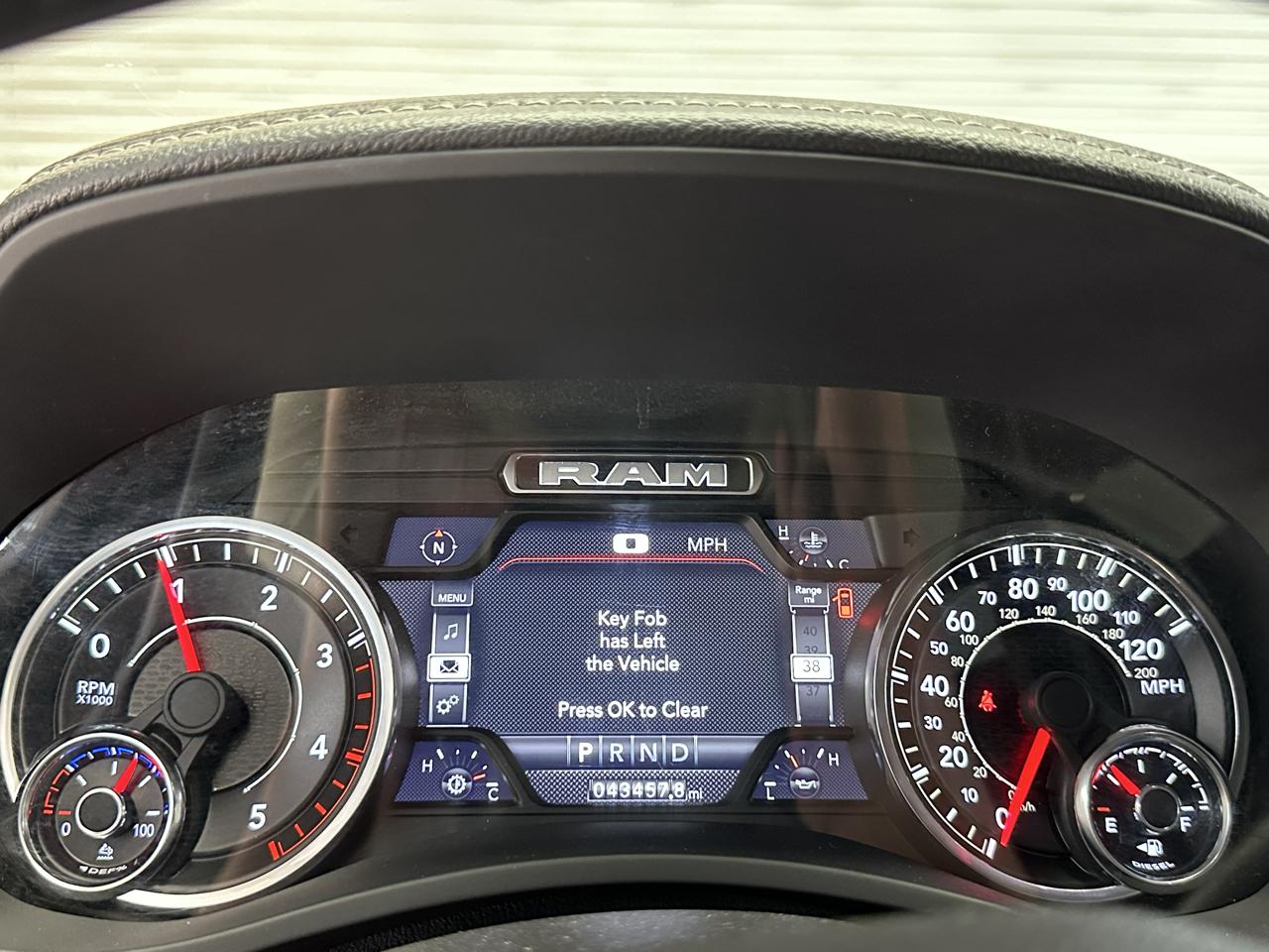 RAM 3500 Laramie Crew Cab LWB 4WD DRW 2023