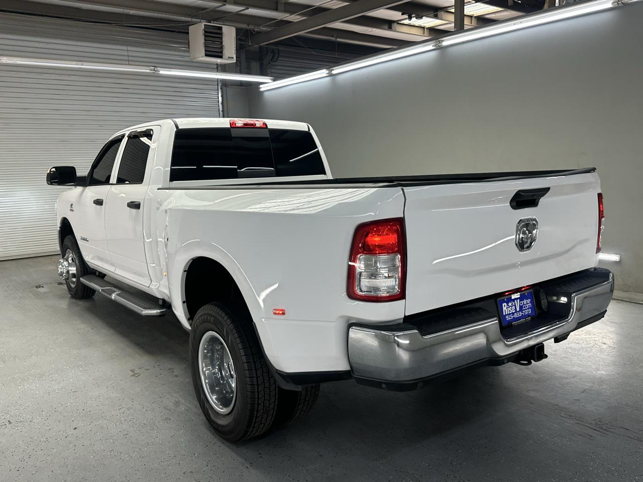 RAM 3500 Tradesman Crew Cab 4WD 2020