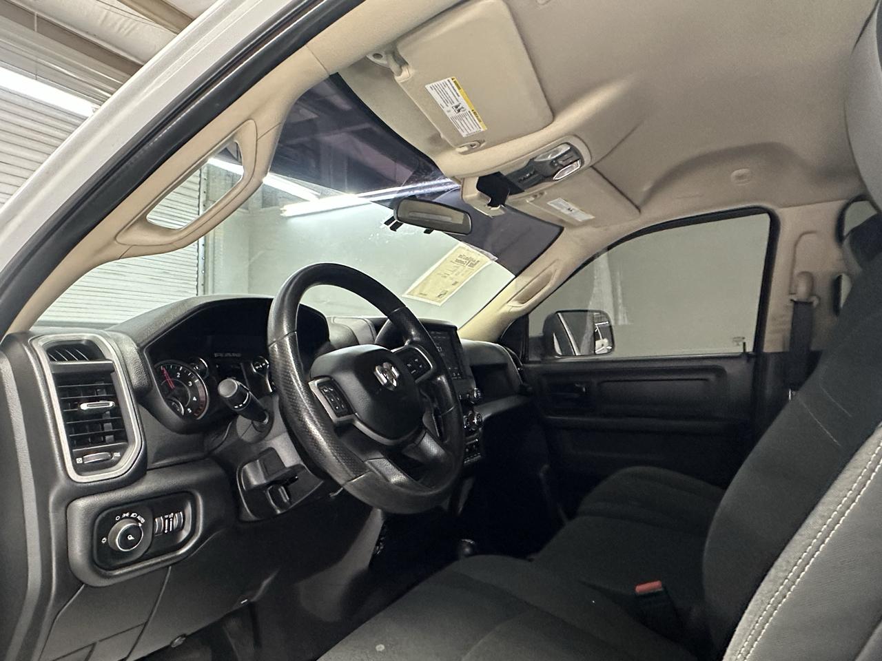RAM 3500 Tradesman Crew Cab 4WD 2020