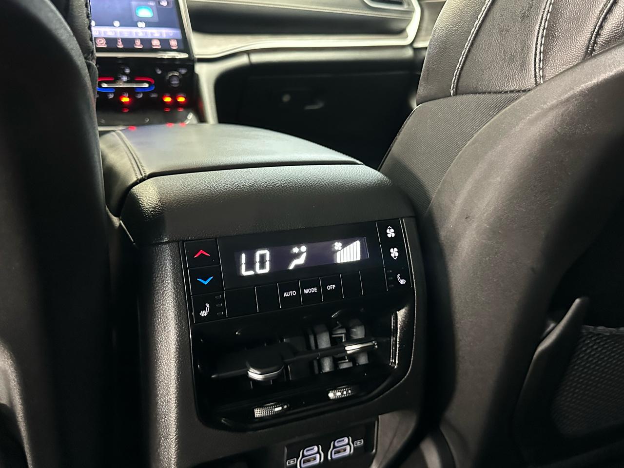 Jeep Grand Cherokee L  2023