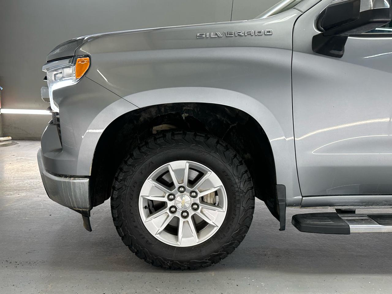 Chevrolet Silverado 1500 LT Crew Cab 4WD 2023