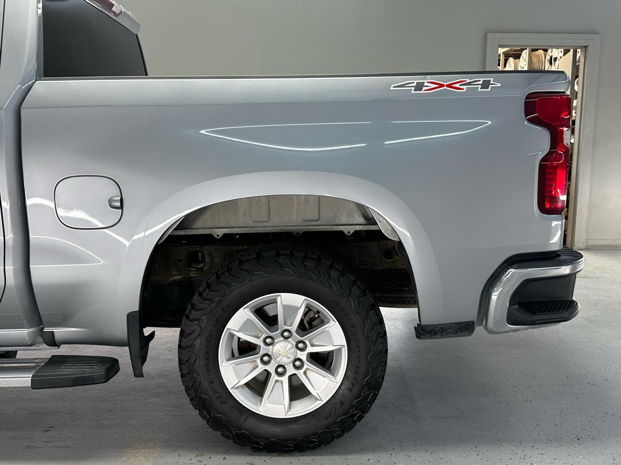 Chevrolet Silverado 1500 LT Crew Cab 4WD 2023