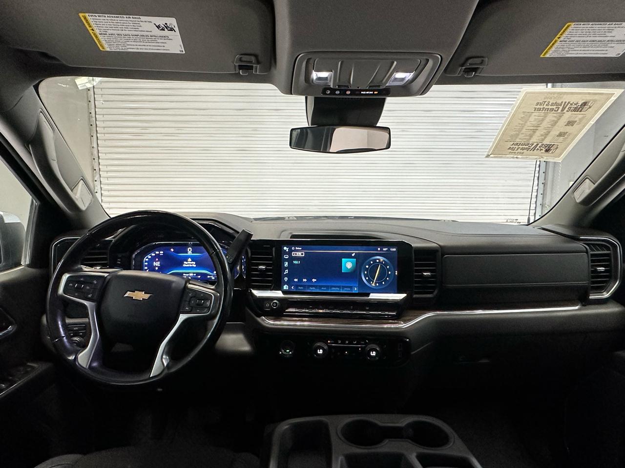 Chevrolet Silverado 1500 LT Crew Cab 4WD 2023