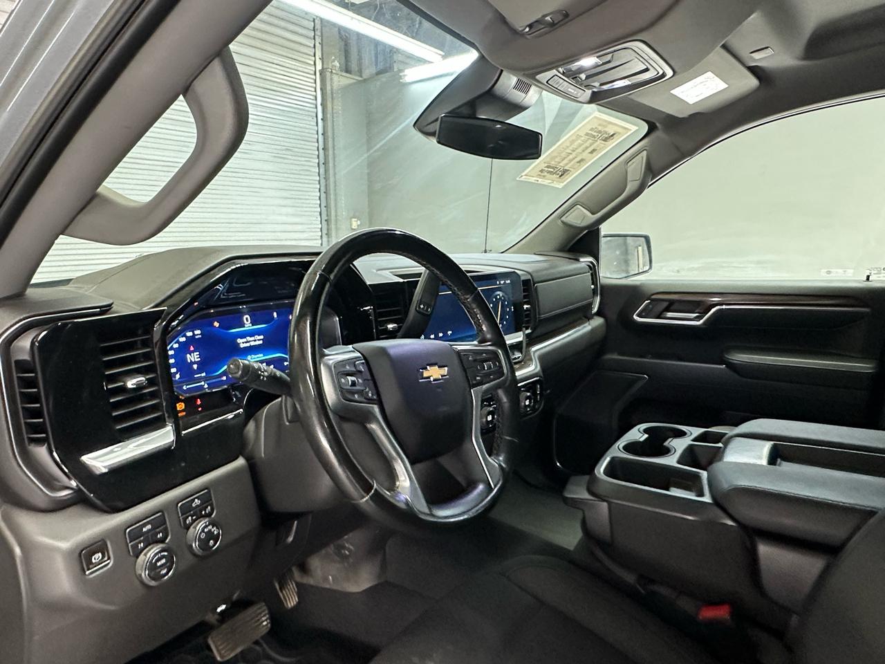 Chevrolet Silverado 1500 LT Crew Cab 4WD 2023