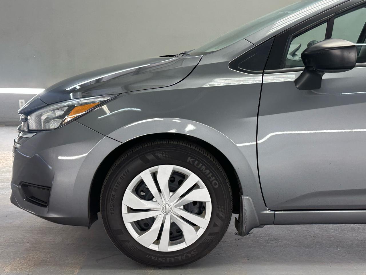 Nissan Versa S CVT 2025