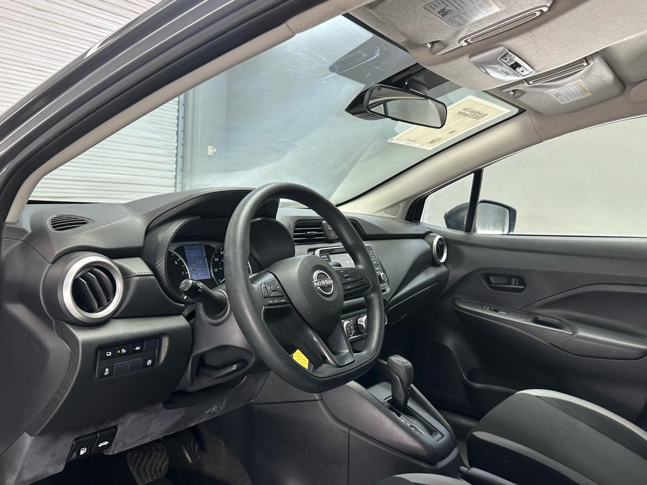 Nissan Versa S CVT 2025
