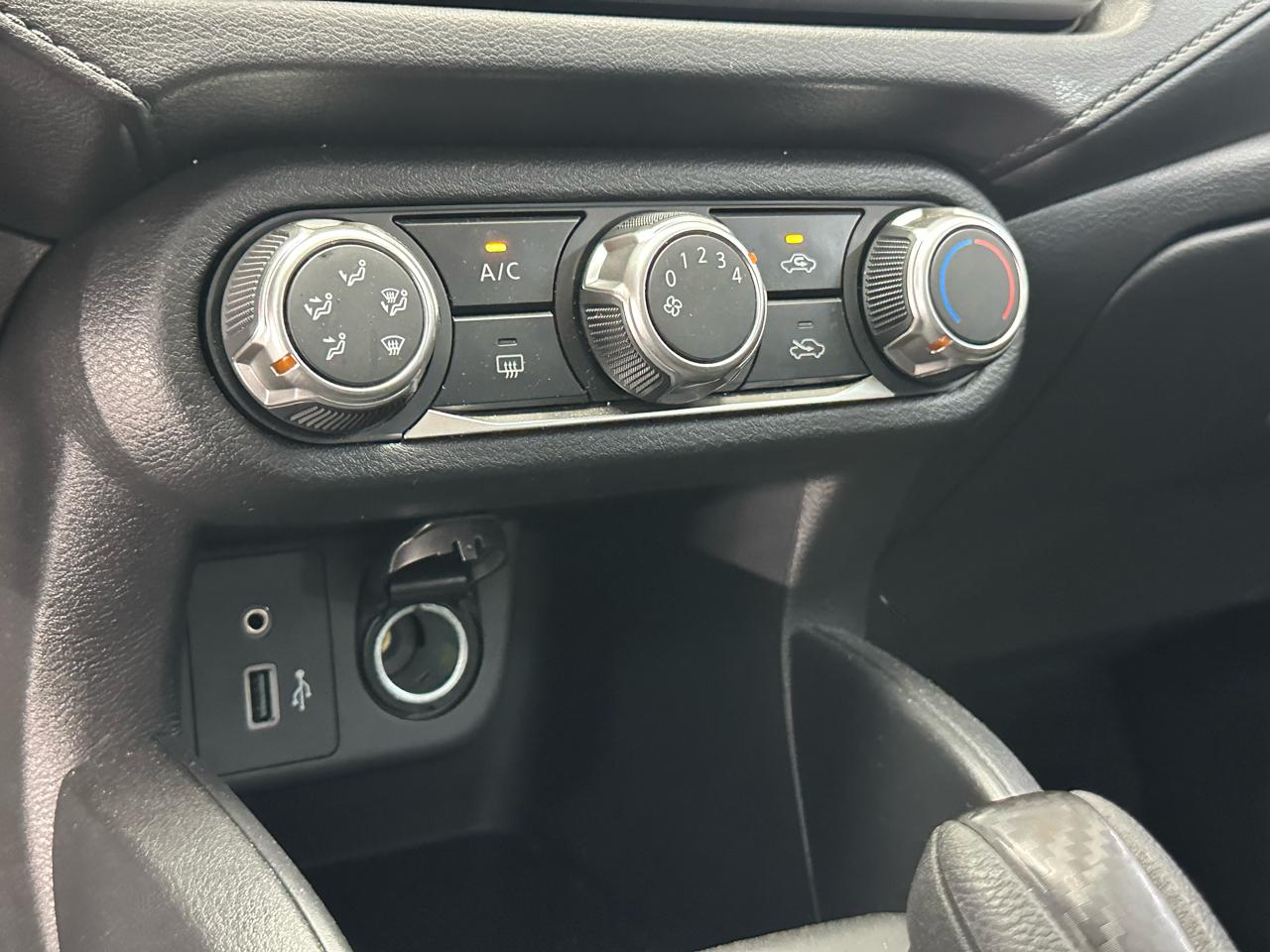 Nissan Versa S CVT 2025