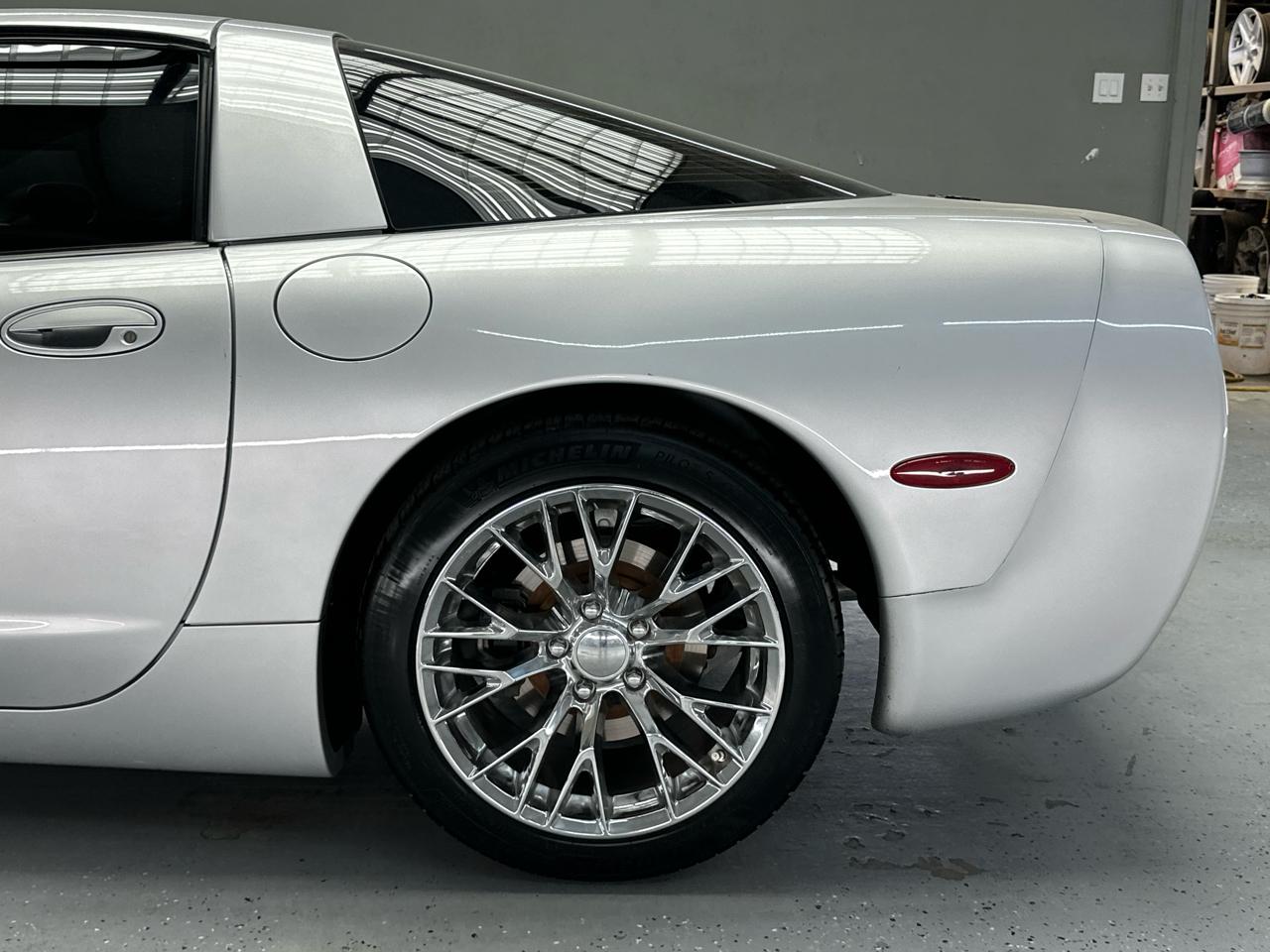 Chevrolet Corvette Coupe 2002