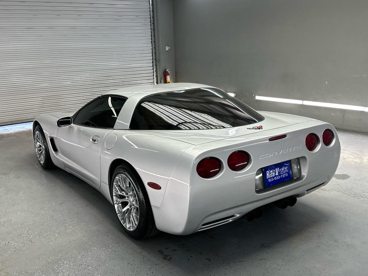 Chevrolet Corvette Coupe 2002