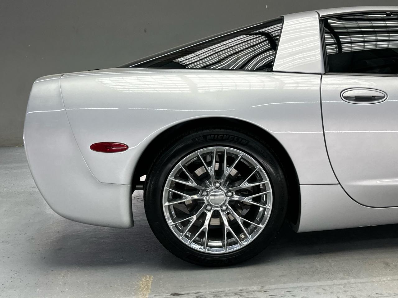 Chevrolet Corvette Coupe 2002
