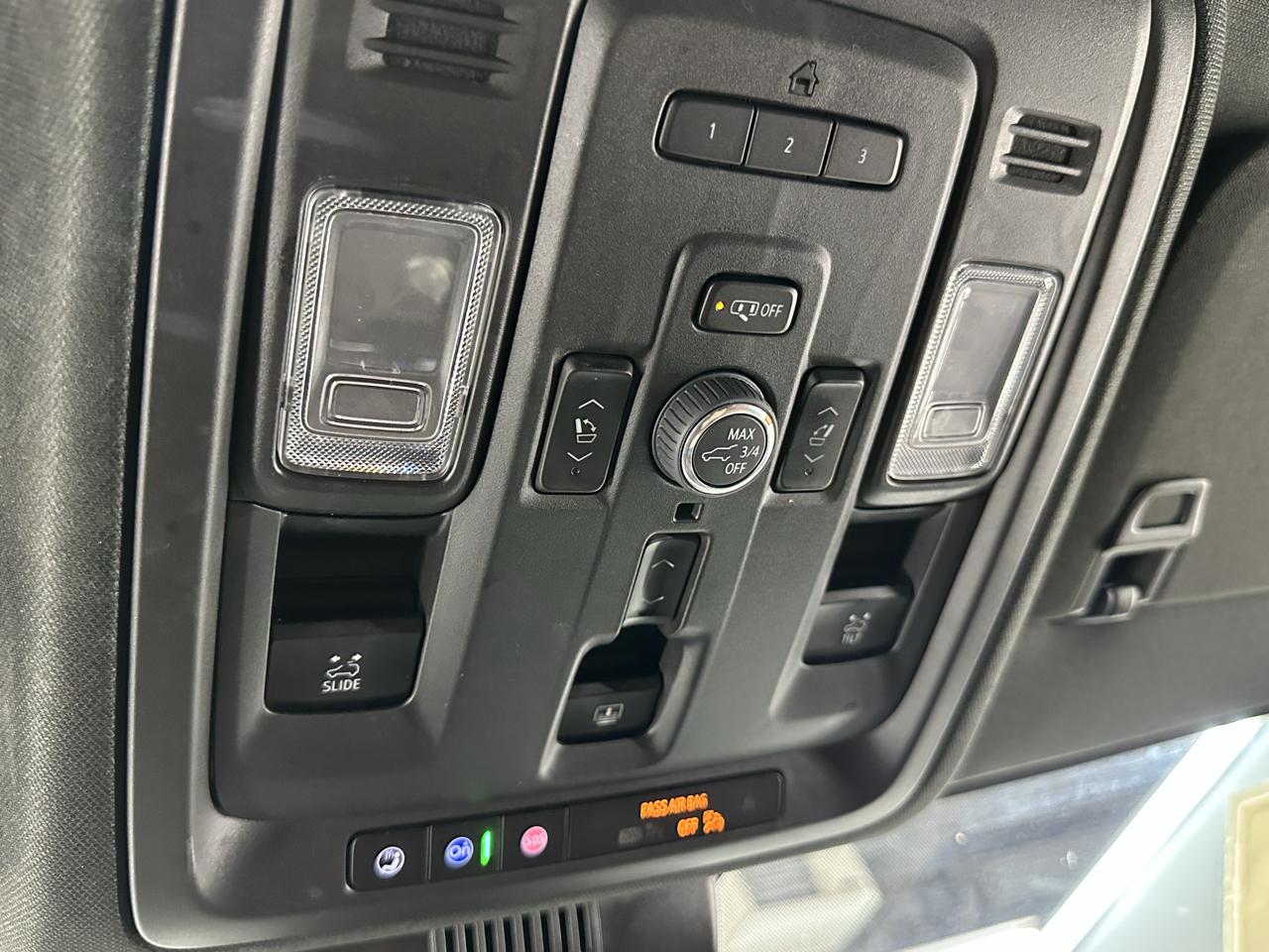 GMC Yukon XL Denali Ultimate 4WD 2023