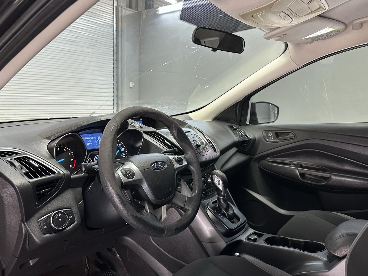 Ford Escape S FWD 2014