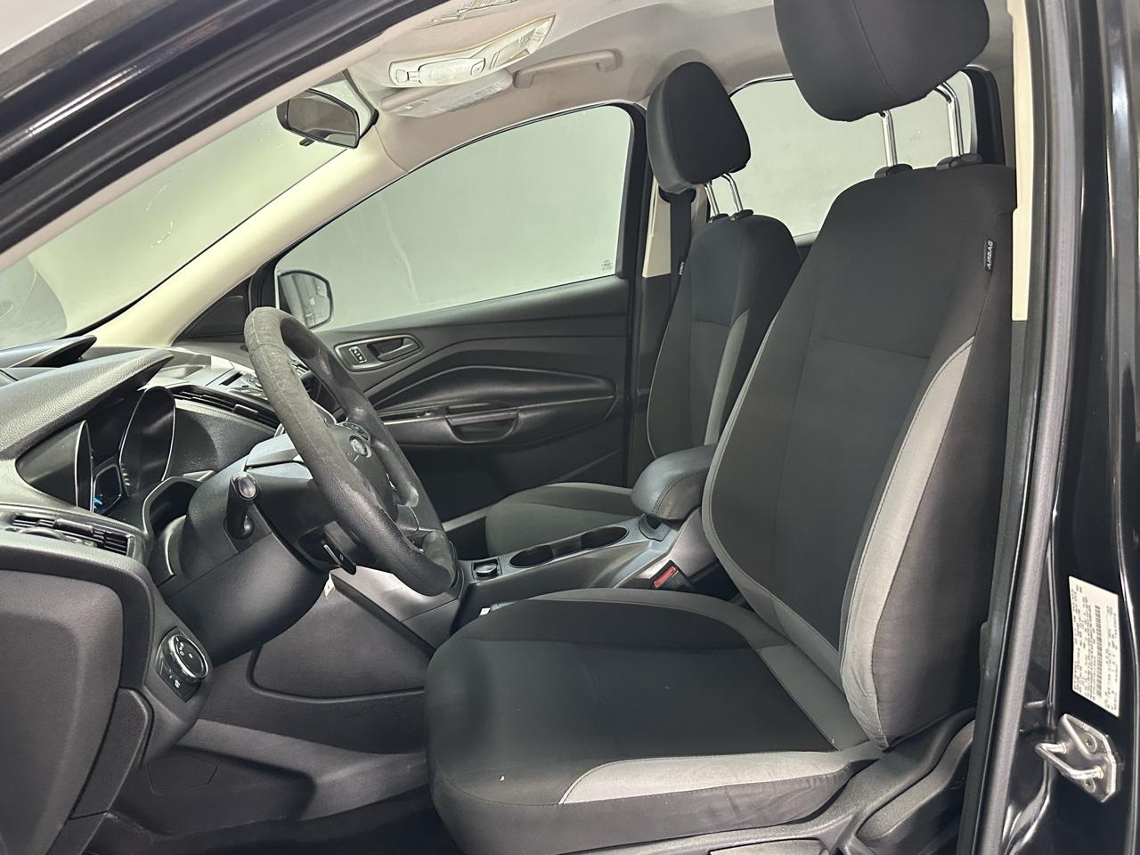 Ford Escape S FWD 2014