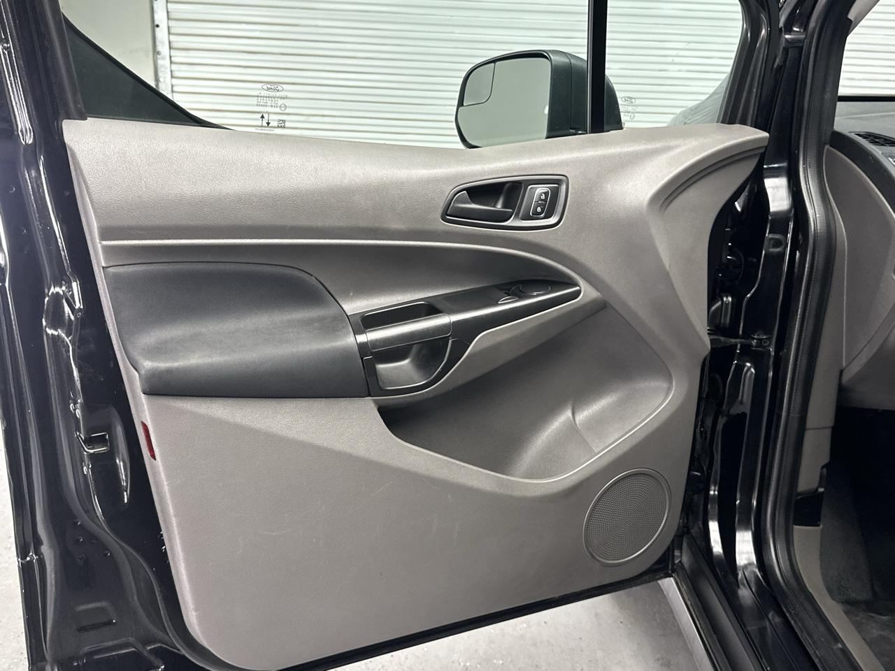 Ford Transit Connect Cargo Van XL LWB 2022