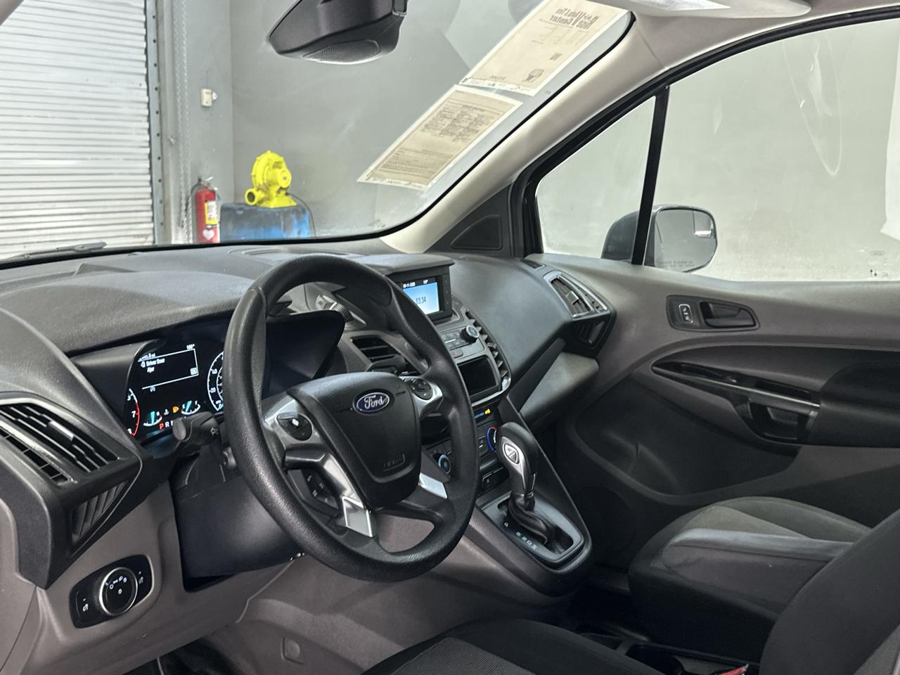 Ford Transit Connect Cargo Van XL LWB 2022