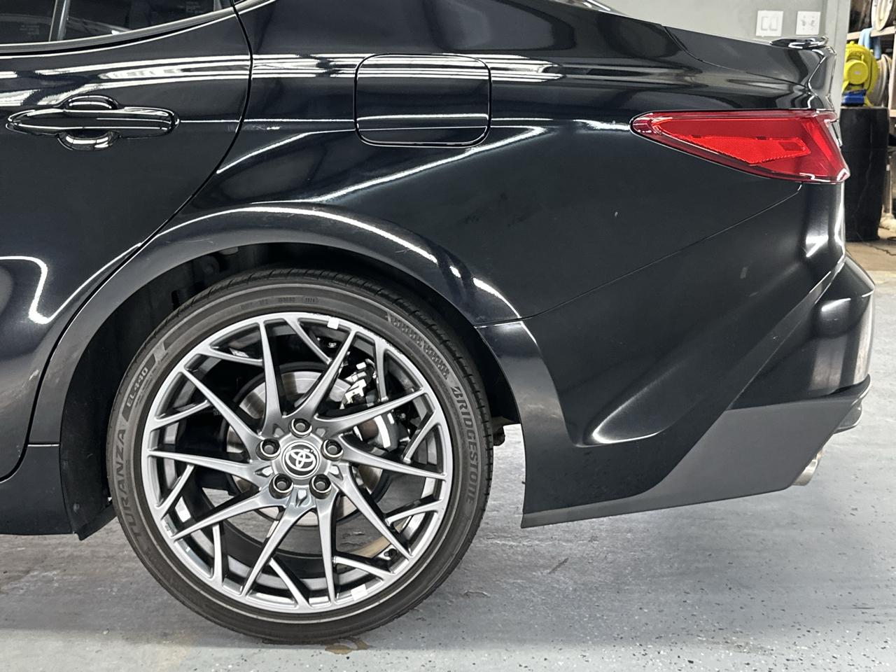 Toyota Camry Hybrid SE 2025