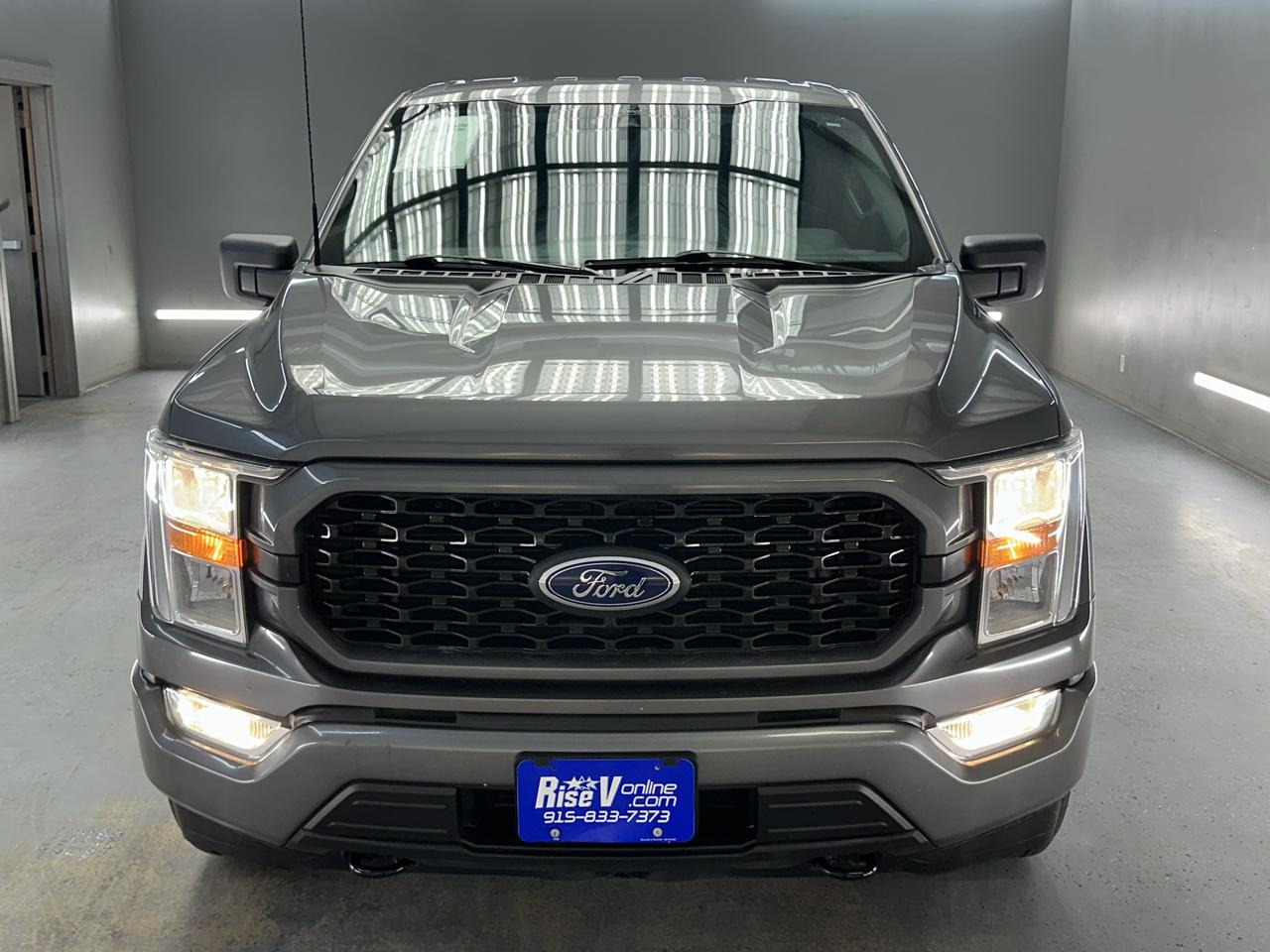 Ford F-150 4WD SuperCrew 145" XL 2022