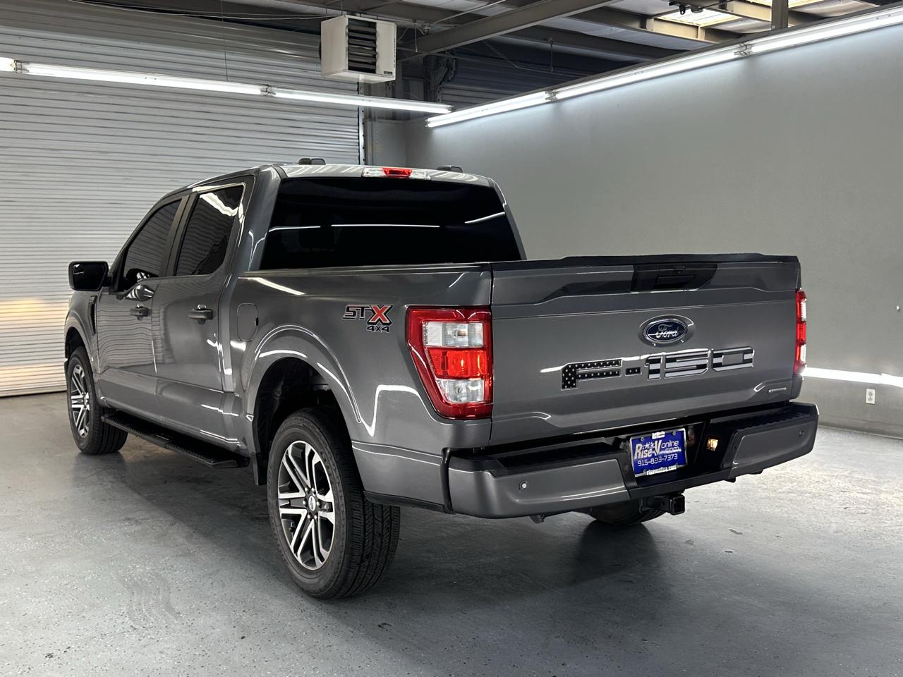 Ford F-150 4WD SuperCrew 145" XL 2022