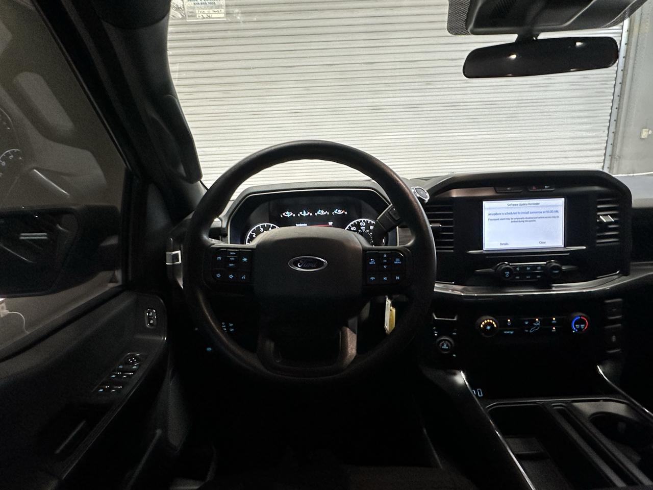 Ford F-150 4WD SuperCrew 145" XL 2022