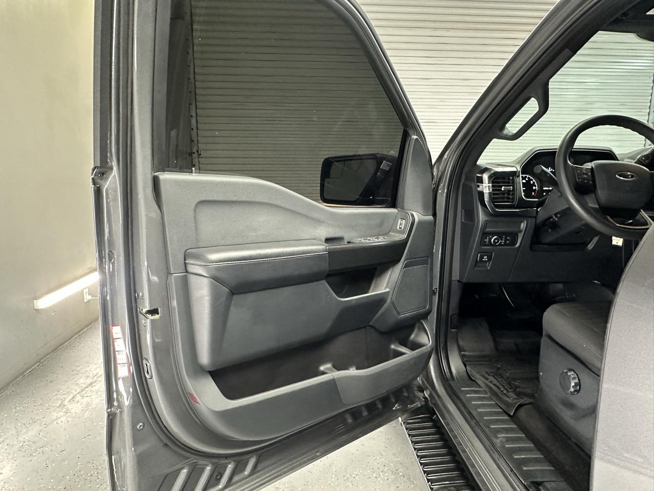 Ford F-150 4WD SuperCrew 145" XL 2022