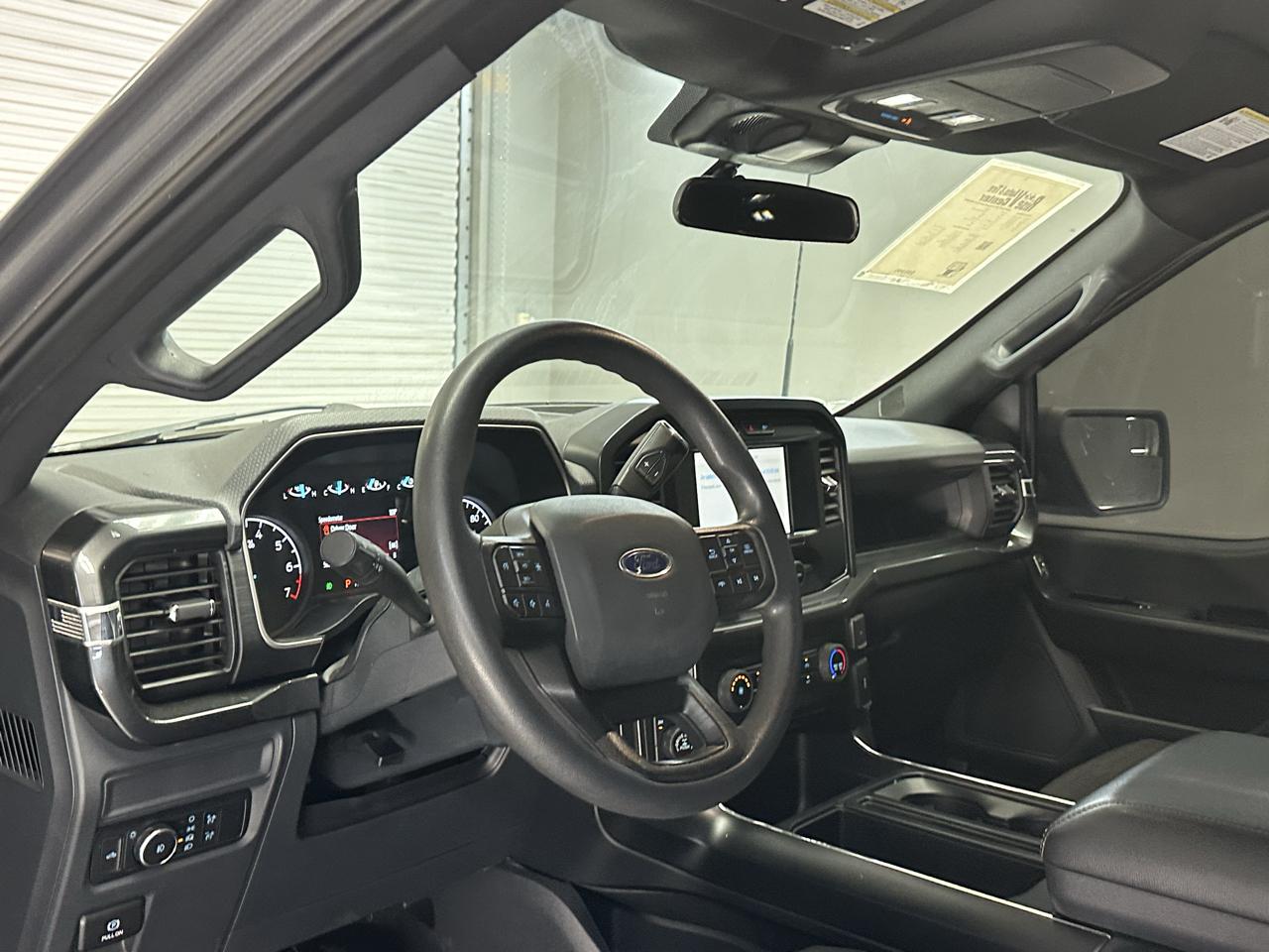 Ford F-150 4WD SuperCrew 145" XL 2022