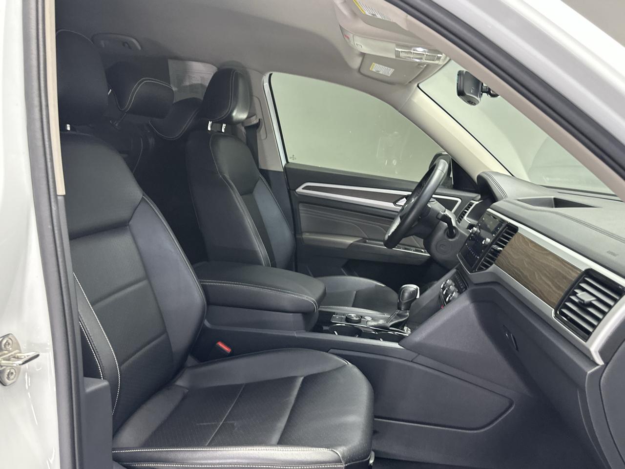 Volkswagen Atlas V6 SE w/Technology 4MOTION 2022