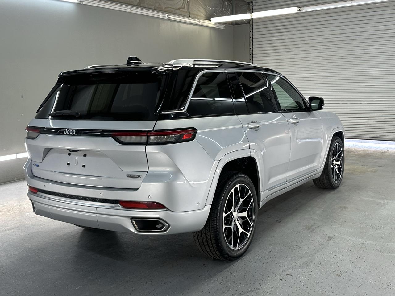 Jeep Grand Cherokee 4xe Summit 2023