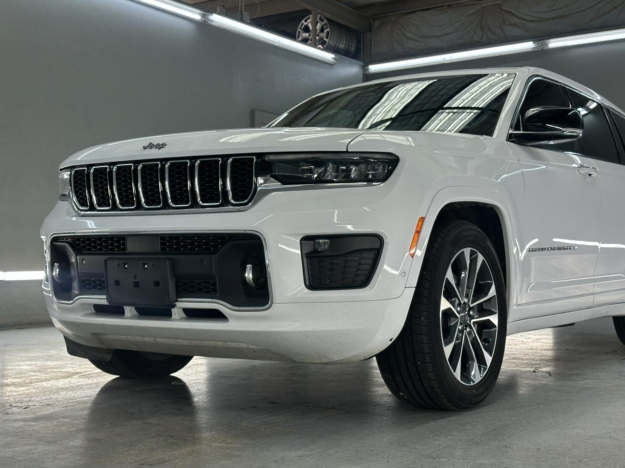 Jeep Grand Cherokee L Overland 4WD 2023