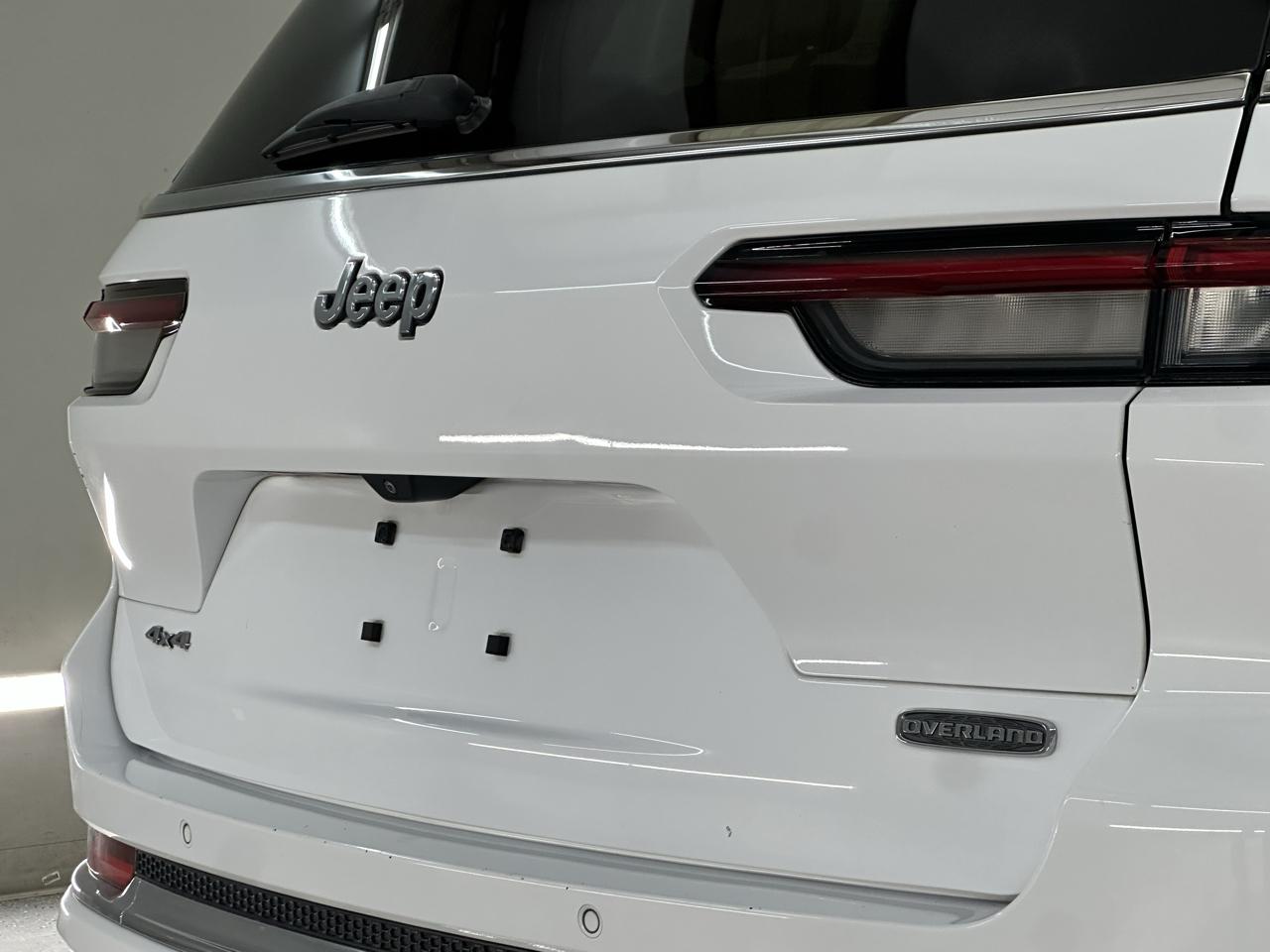 Jeep Grand Cherokee L Overland 4WD 2023