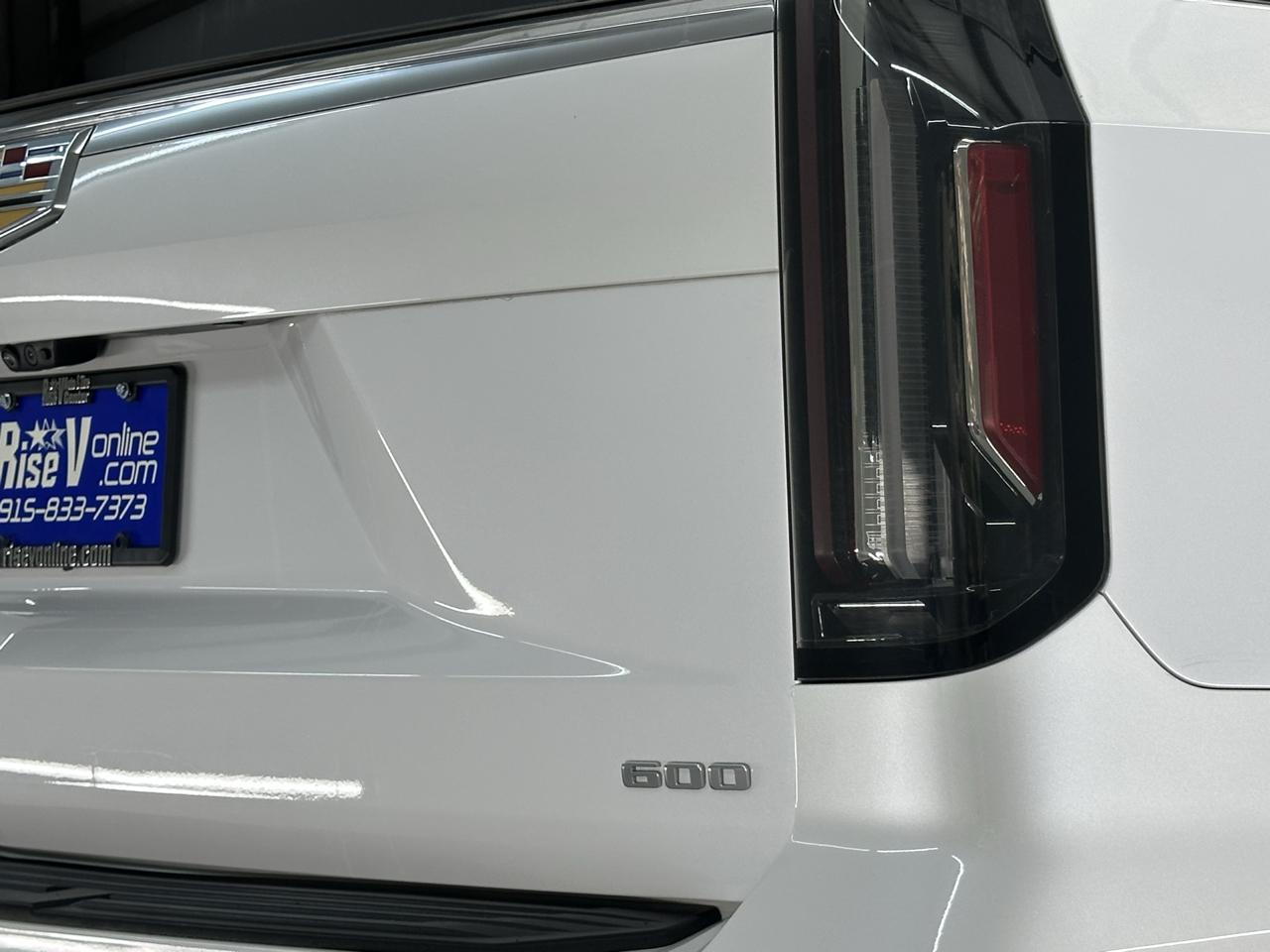 Cadillac Escalade ESV Premium Luxury 4WD 2023