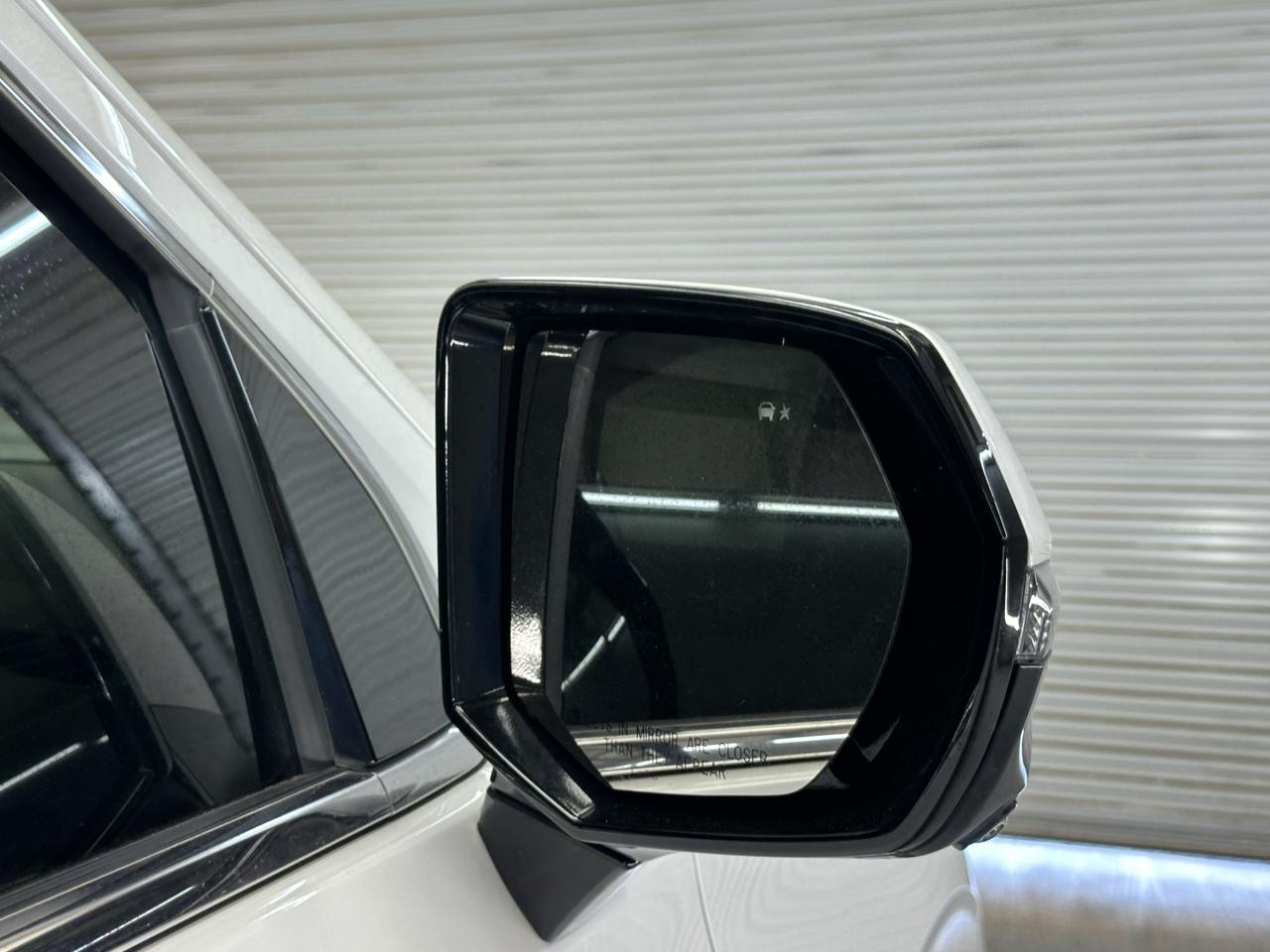 Cadillac Escalade ESV Premium Luxury 4WD 2023