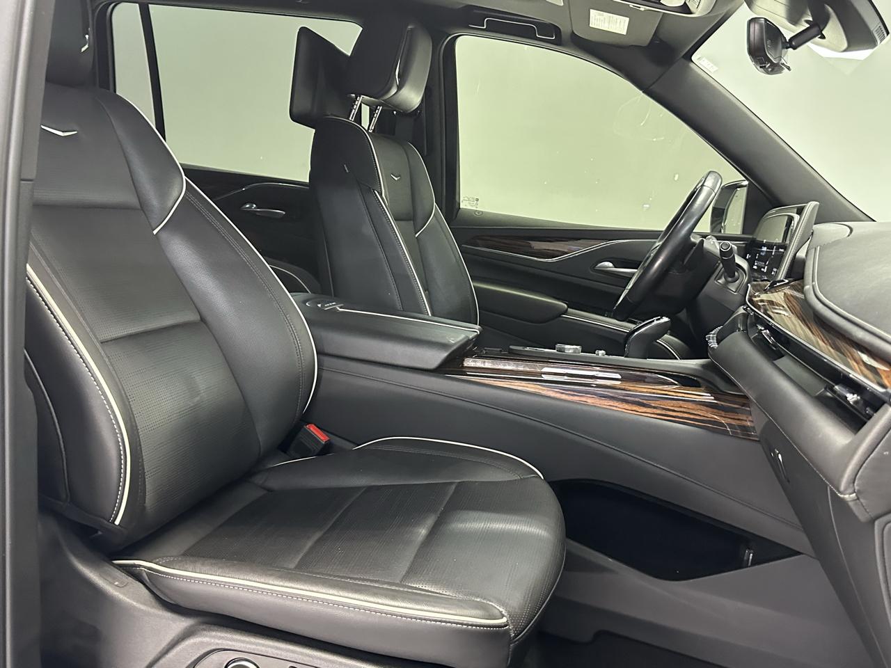 Cadillac Escalade ESV Premium Luxury 4WD 2023