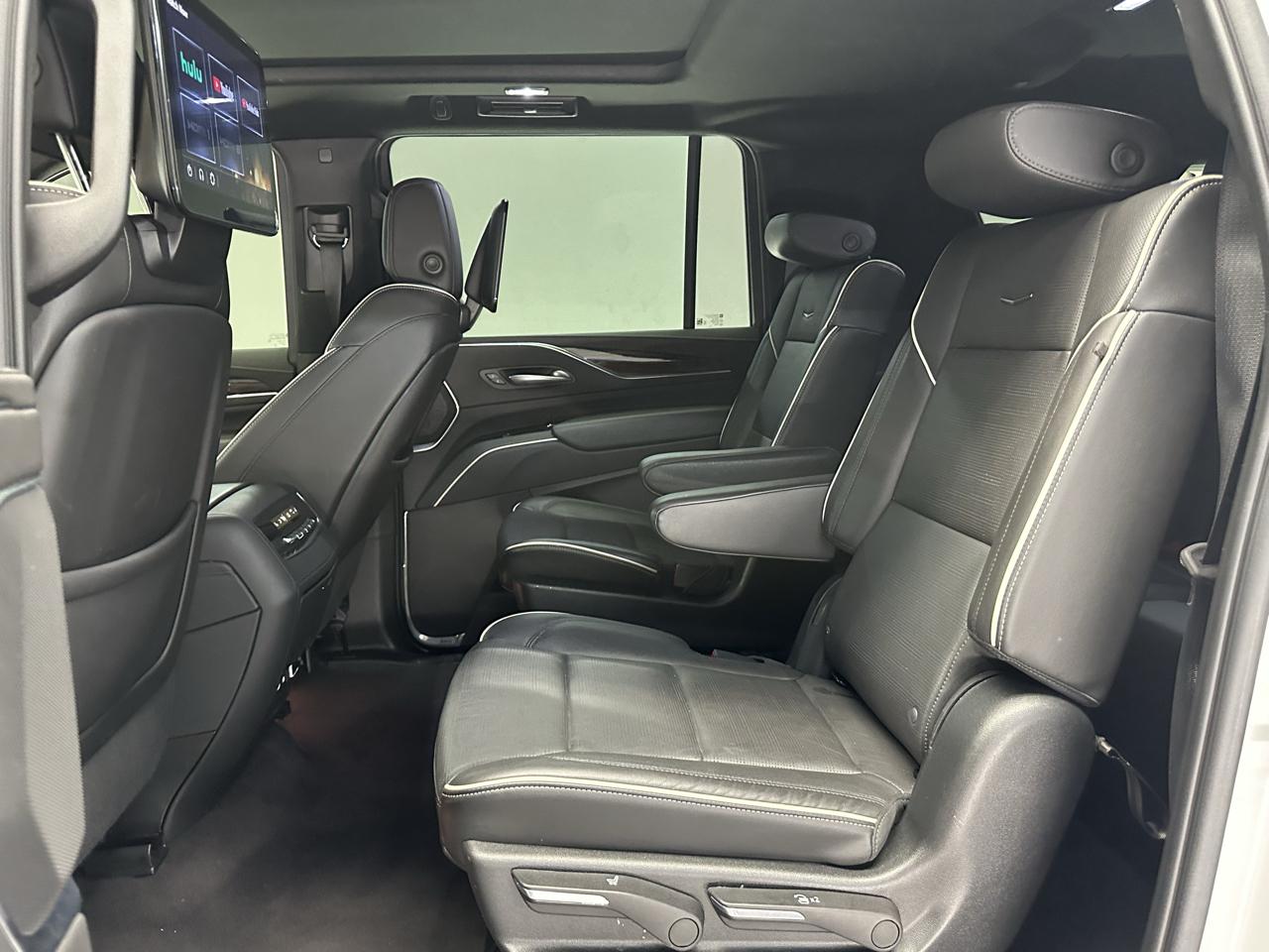 Cadillac Escalade ESV Premium Luxury 4WD 2023