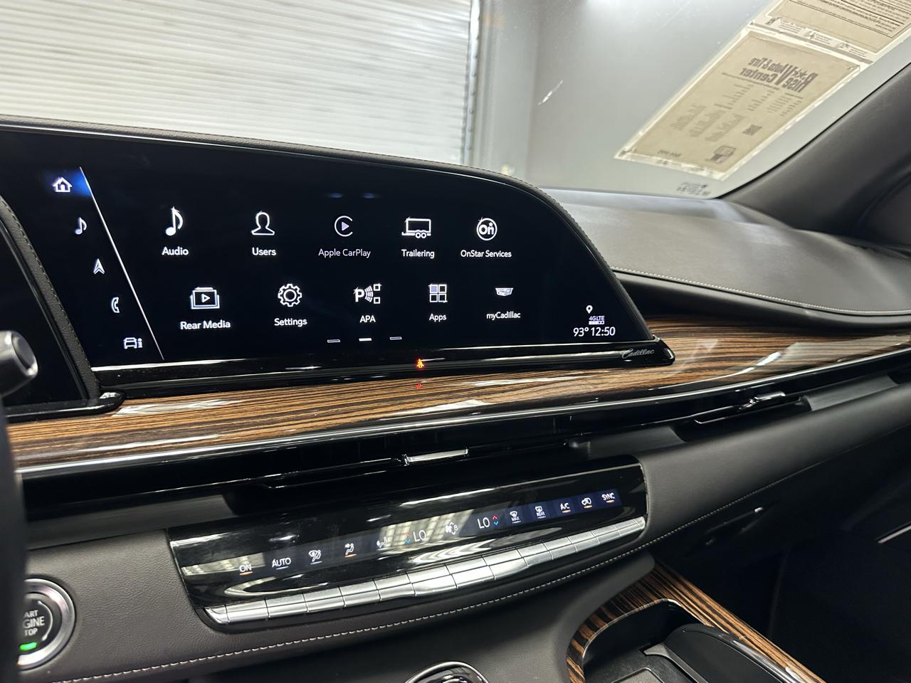 Cadillac Escalade ESV Premium Luxury 4WD 2023