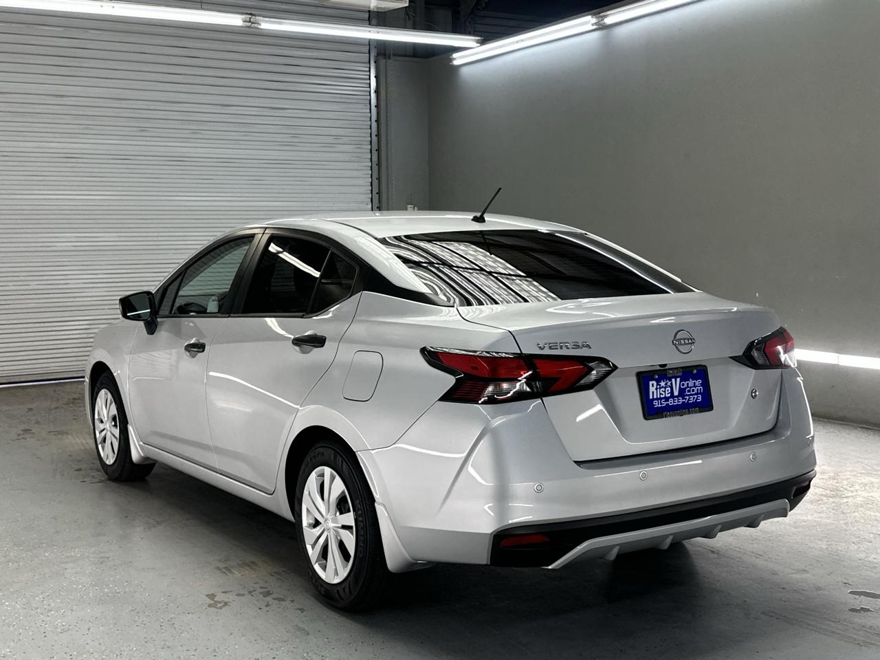 Nissan Versa S 2025