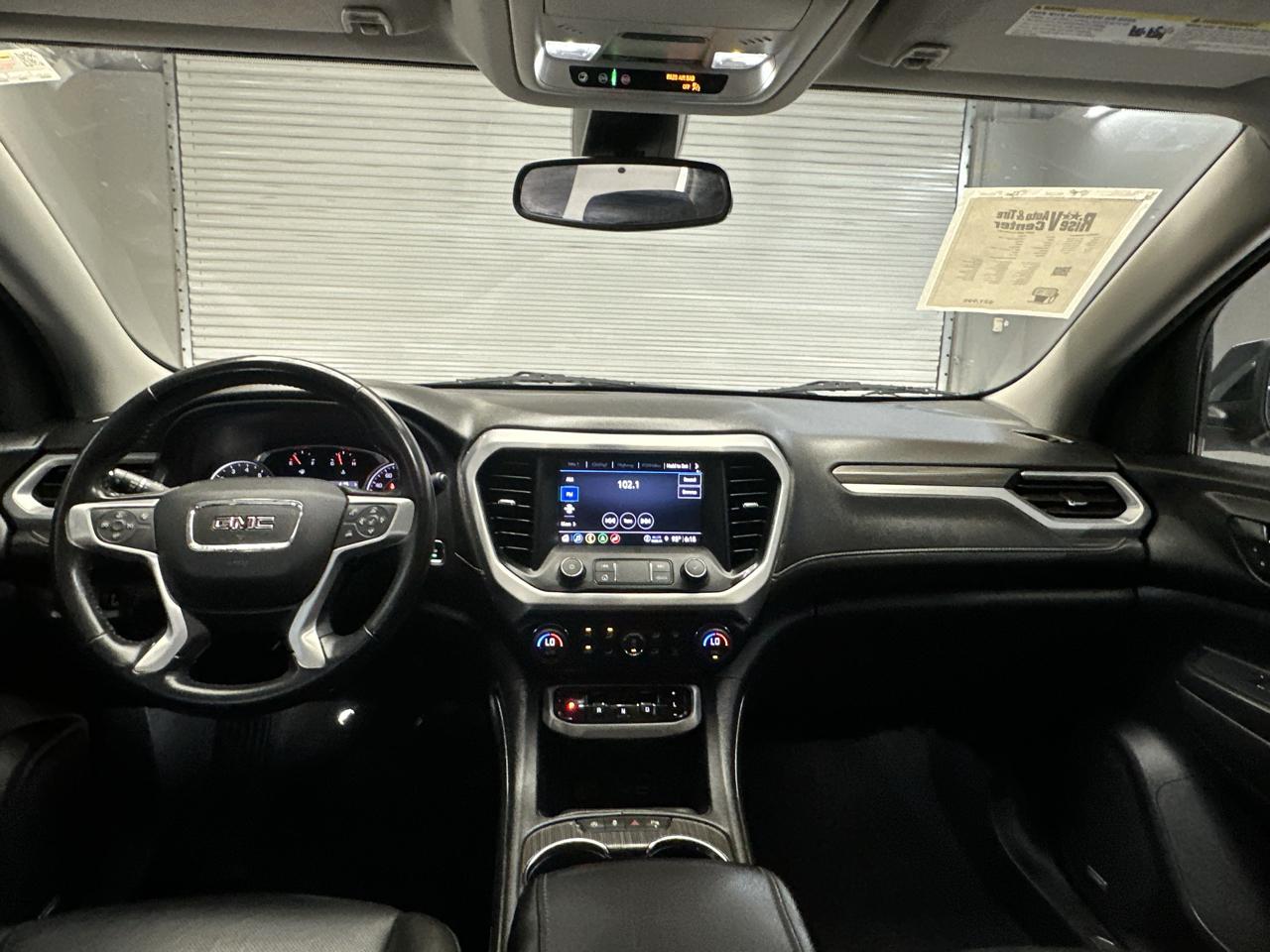 GMC Acadia SLT 2022