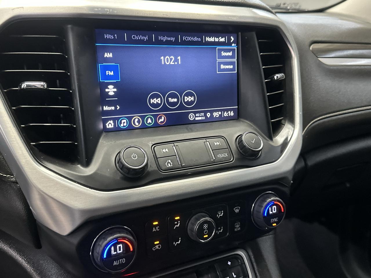 GMC Acadia SLT 2022