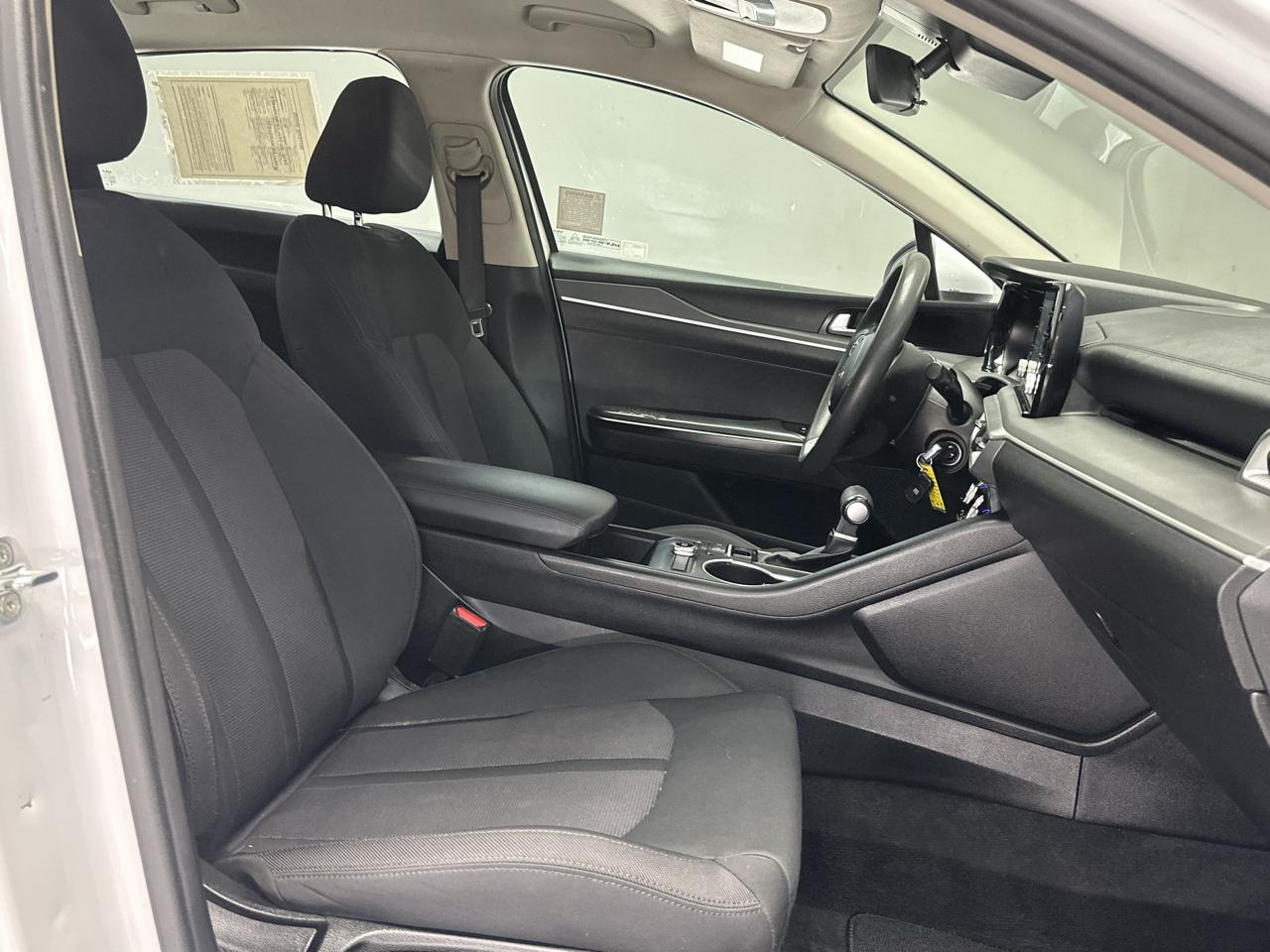 Kia K5 LX 2022