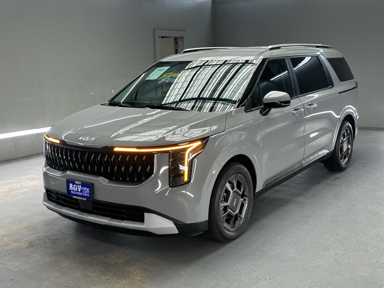 Kia Carnival Hybrid EX 2025