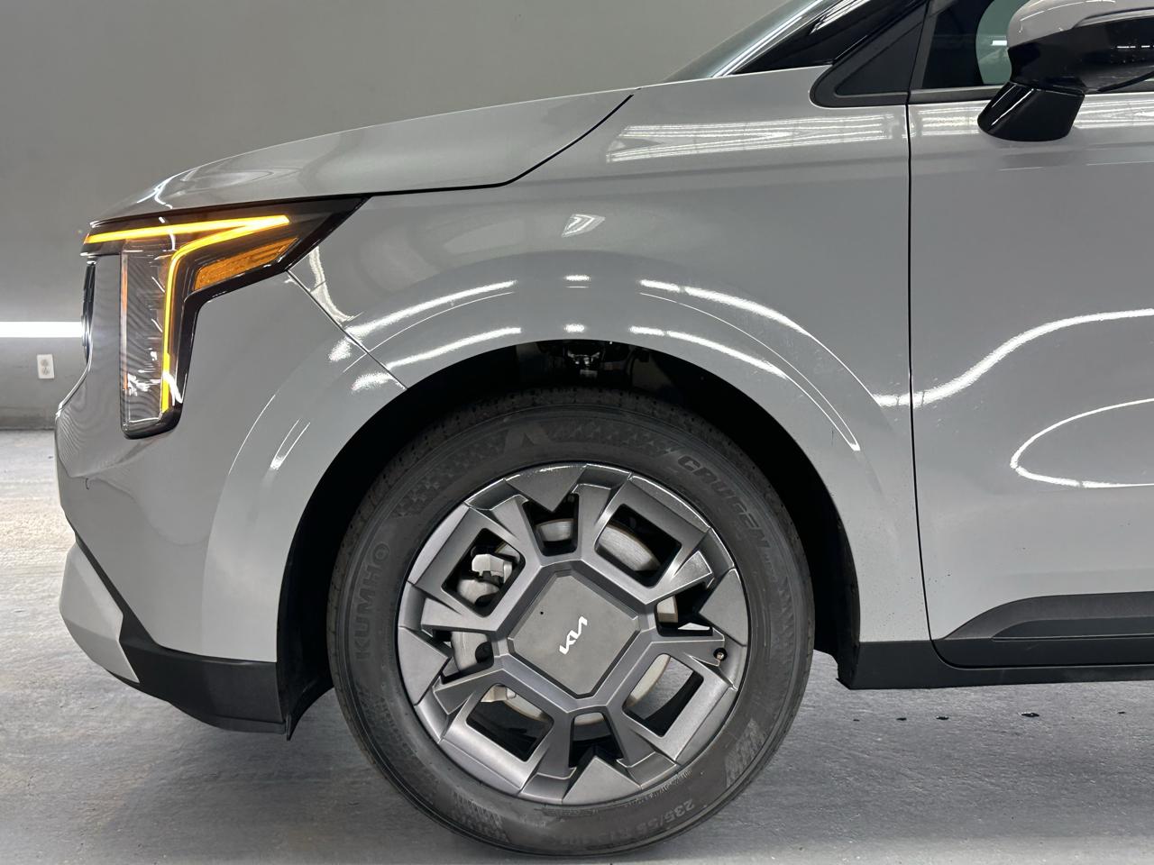 Kia Carnival Hybrid EX 2025