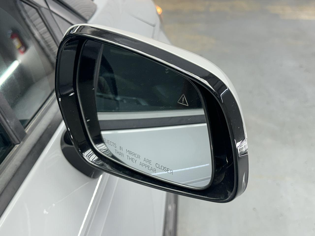 Kia Carnival Hybrid EX 2025