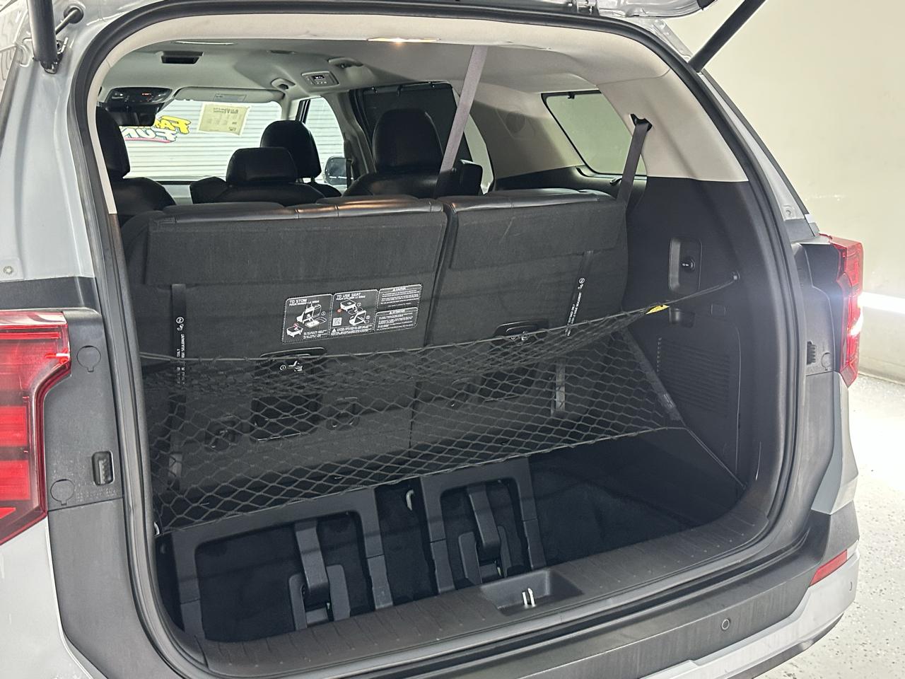 Kia Carnival Hybrid EX 2025