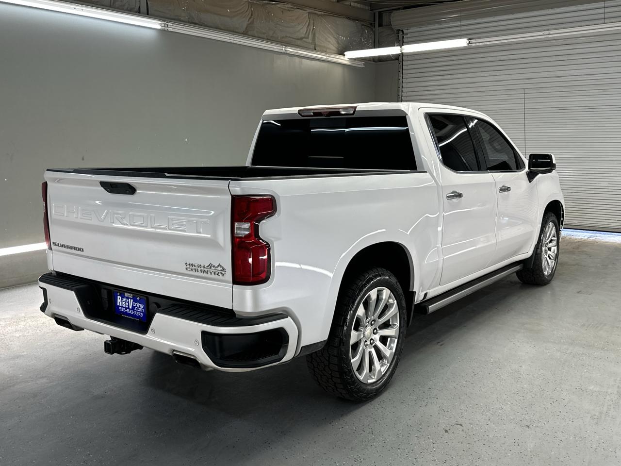 Chevrolet Silverado 1500 High Country Crew Cab Long Box 4WD 2021