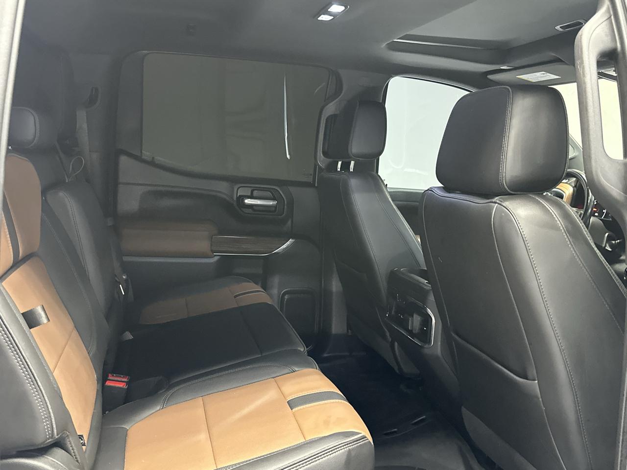 Chevrolet Silverado 1500 High Country Crew Cab Long Box 4WD 2021