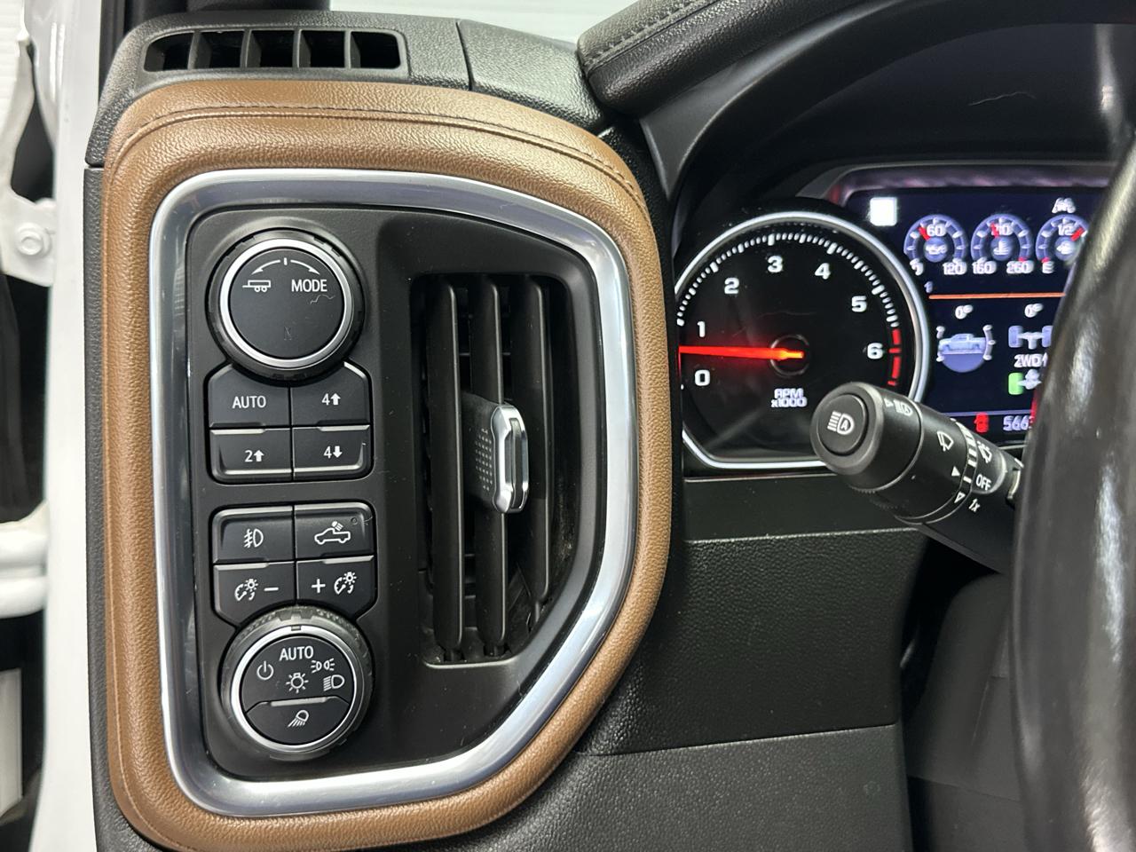 Chevrolet Silverado 1500 High Country Crew Cab Long Box 4WD 2021