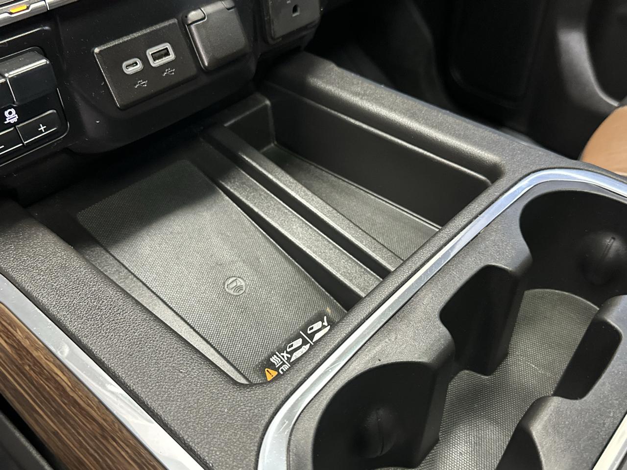 Chevrolet Silverado 1500 High Country Crew Cab Long Box 4WD 2021