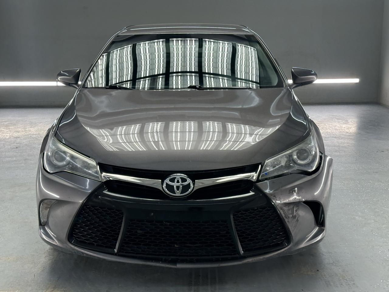 Toyota Camry SE 2017