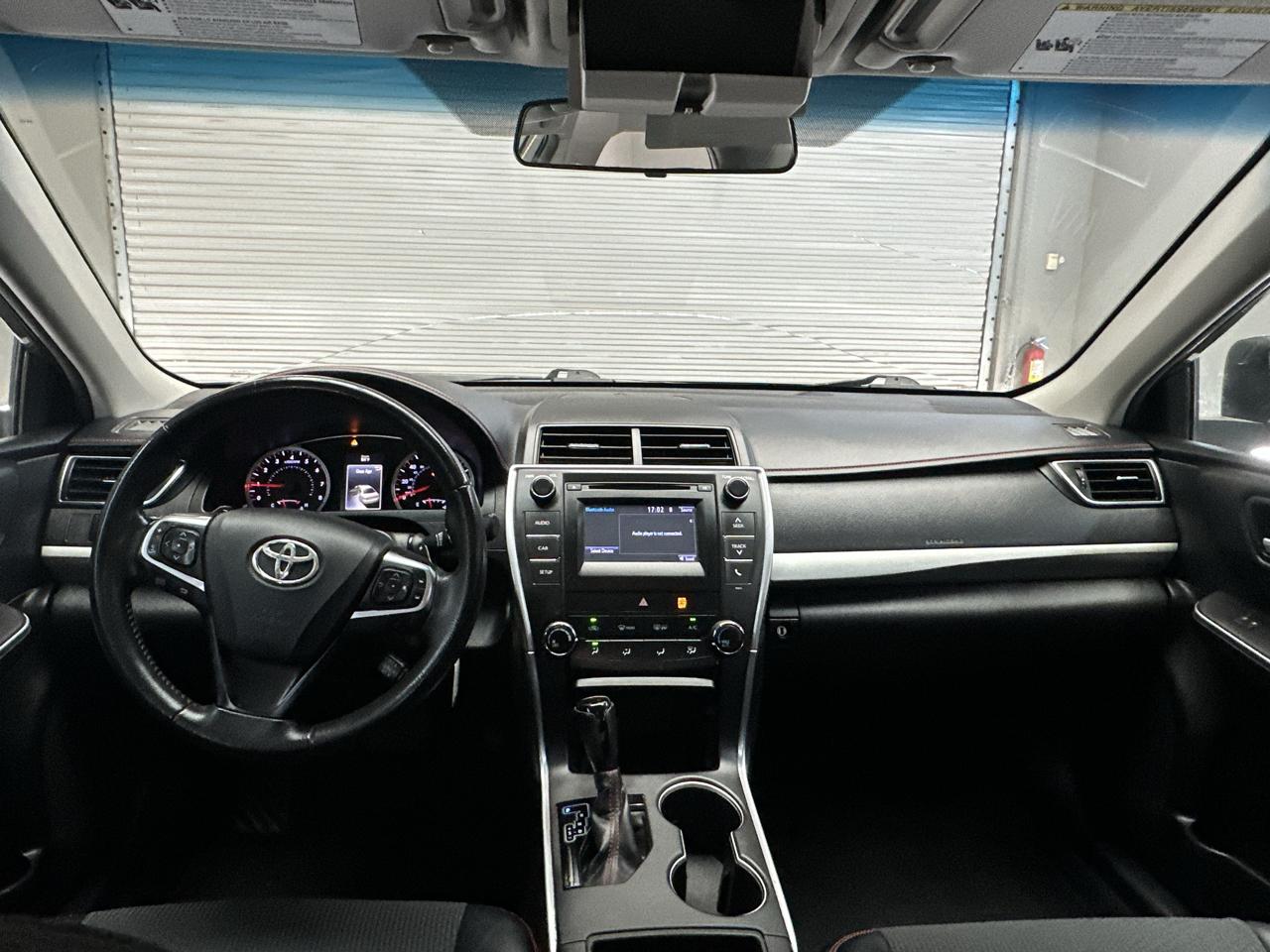 Toyota Camry SE 2017